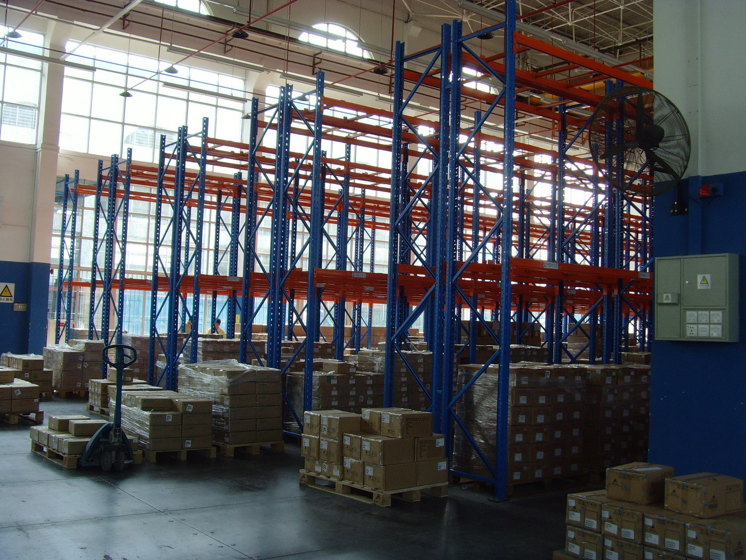 การเคลือบผง Double Deep Pallet Rack Anti-Rust 2000KG สำหรับโรงงาน