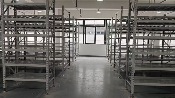 CTU & AMR Integrated Medium Duty Shelf อุปกรณ์พื้นฐานที่เก็บของที่ฉลาดสําหรับการตอบแทนอัตโนมัติ